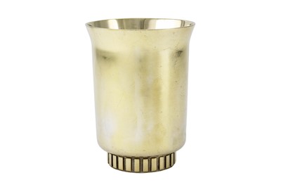Lot 364 - An Elizabeth II modernist stelring silver gilt beaker, London 1968 by Christopher Nigel Lawrence (b. 1936)