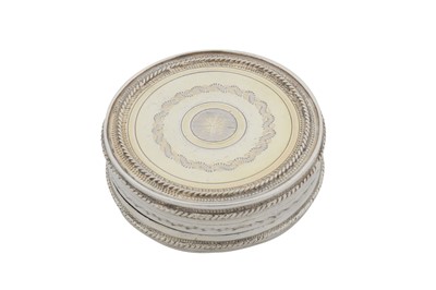 Lot 298 - A late 18th century Italian silver gilt snuff box, Venice circa 1790 by GF (unidentified)