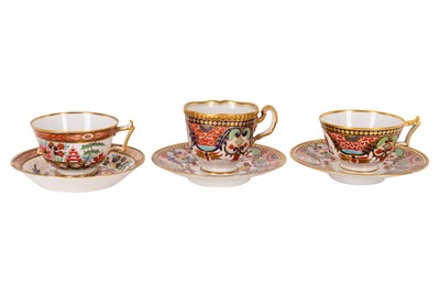 Lot 138 - Flight, Barr & Barr, three teacups and saucers
