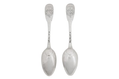 Lot 305 - A pair of Louis XV mid-18th century French provincial silver tablespoons, Rochefort 1753-55 by Jean-Phillipe Tostée (reg. 30th March 1748)