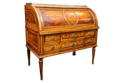 Lot 30 - A Dutch walnut and marquetry cylinder top bureau, circa 1800