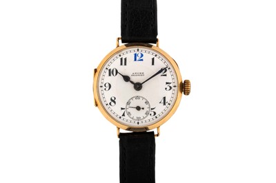 Lot 427 - Vintage 14k Gold Transitional Wristwatch