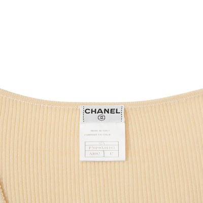 Lot 136 - Chanel Beige Ribbed Knit Twin Set - Size 42