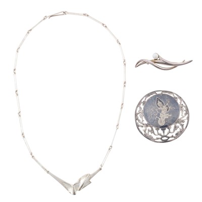 Lot 121 - A collection of jewellery
