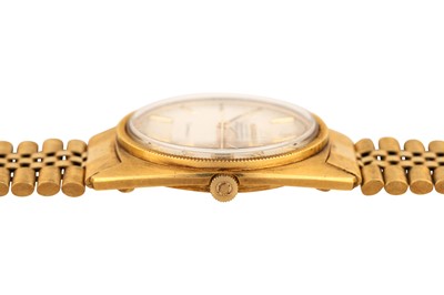 Lot 415 - Men's Omega 18k Chronometer Bracelet Watch