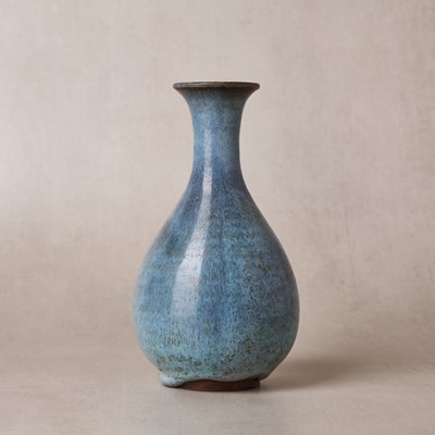 Lot 73 - A rare Chinese Junyao pear-shaped vase, yuhuchunping, Jin / Yuan dynasty