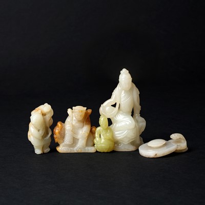 Lot 134 - Five Chinese jade carvings, 19th/20th century