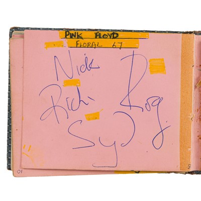 Lot 313 - Autograph Album.- 1967-1968 Incl. the Pink Floyd with Syd Barrett