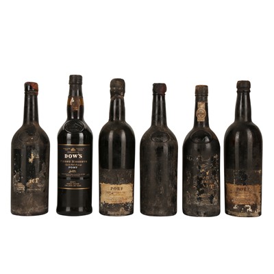 Lot 265 - A Selection of Dow's Port - 6 bottles