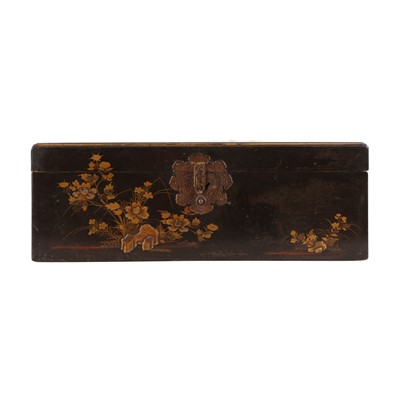 Lot 36 - A fine Japanese export black lacquer box, Edo period, 17th-18th century