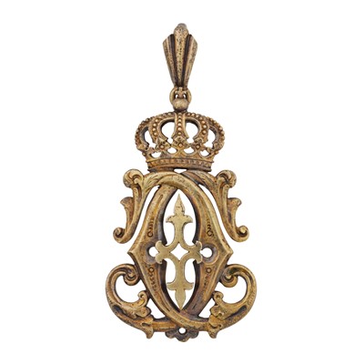 Lot 102 - A monogram pendant