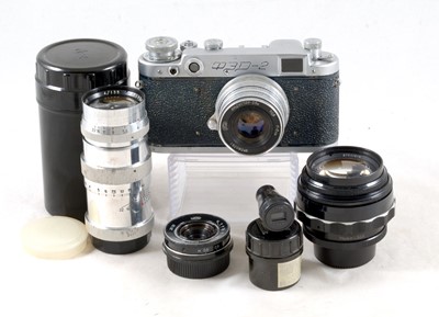 Lot 196 - FED 2 Rangefinder Camera Outfit, inc 85mm f2.
