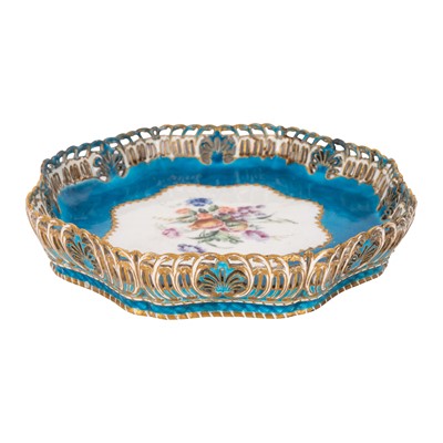 Lot 10 - A Vincennes Sèvres soft paste porcelain bleu céleste 'Corbeille Du Service' pierced basket