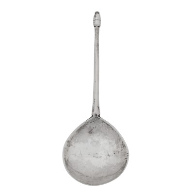 Lot 302 - English circa 1400 or earlier