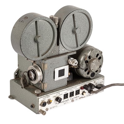 Lot 158 - A Grass Instruments C4R Kymograph 35mm Cine Camera