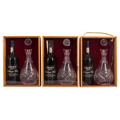 Lot 252 - Croft Vintage 1977 With Decanter - 3 bottles