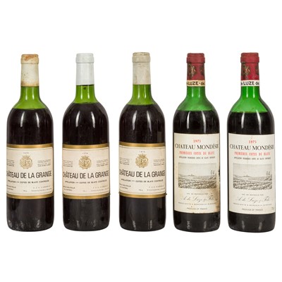 Lot 114 - A Selection of Blaye Bordeauxs - 5 bottles