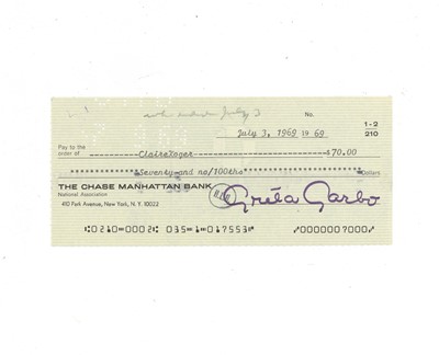Lot 207 - Garbo (Greta)