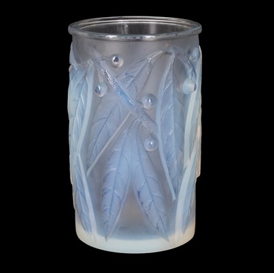 Lot 143 - Rene Lalique (French 1860-1945)