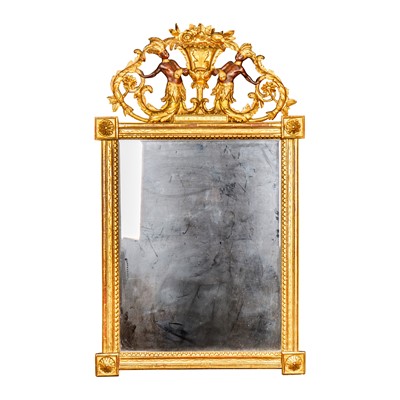 Lot 60 - A Northern Italian carved giltwood mirror, possibly Venetian