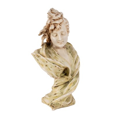 Lot 70 - Eduard Stellmacher (1868-1932) for Riessner, Stellmacher & Kessel, Amphora