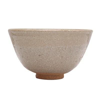 Lot 1 - A Japanese Karatsu ware tea bowl (chawan), 20th - 21st century