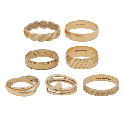 Lot 242 - A group of seven rings