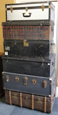 Lot 837 - A collection of six various linen and cabin...