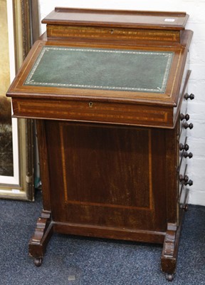 Lot 840 - Davenport, mahogany crossbanded satinwood...