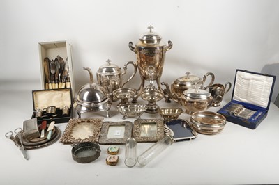 Lot 601 - A George VI, hallmarked silver cruet set by...