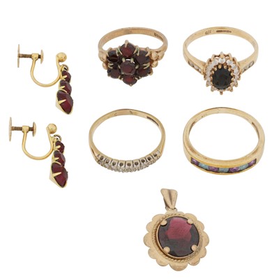Lot 231 - A group of jewellery