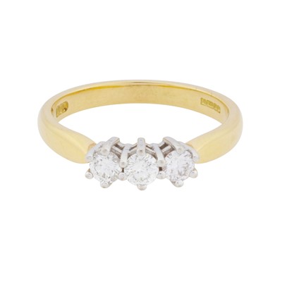 Lot 314 - A diamond three stone ring, circa 2001