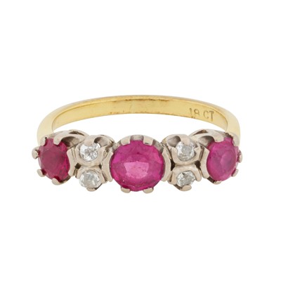 Lot 63 - A ruby and diamond ring