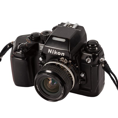 Lot 282 - Nikon