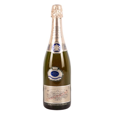 Lot 36 - Veuve Clicquot 1975 - Marriage of Prince Charles & Lady Diana Spencer Cuvee - 1 bottle