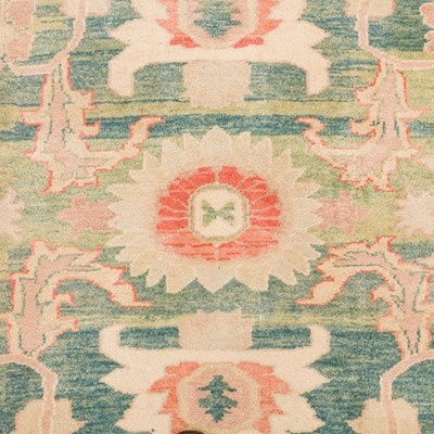 Lot 65 - A fine Arts & Crafts design carpet