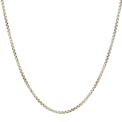 Lot 399 - A fancy-link chain