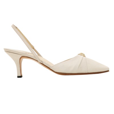 Lot 219 - Chanel Ivory CC Kitten Heel Slingback - Size 39