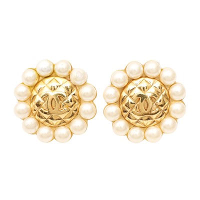 Lot 165 - Chanel Ivory Pearl Quilted Oversized Clip On Earrings