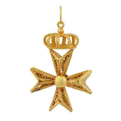 Lot 293 - A Maltese cross pendant