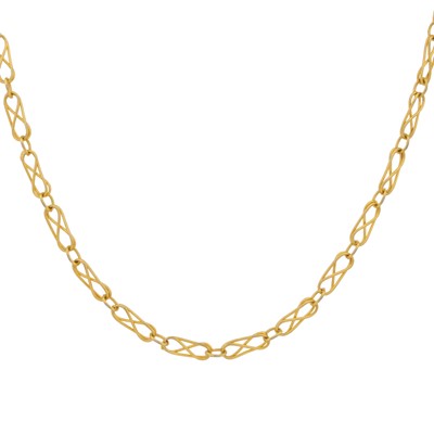 Lot 231 - A fancy-link chain necklace