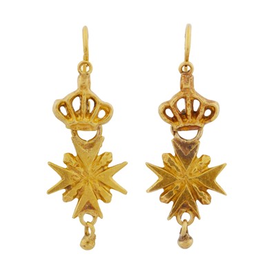 Lot 294 - A pair of Maltese cross pendent earrings