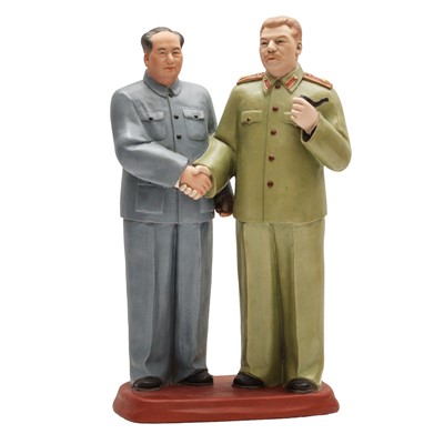 Lot 446 - A Chinese Cultural Revolution figure group of Mao and Stalin, 1966-1976
