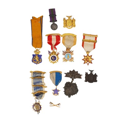 Lot 351 - A collection of assorted American Medals mainly relating to colonial heritage