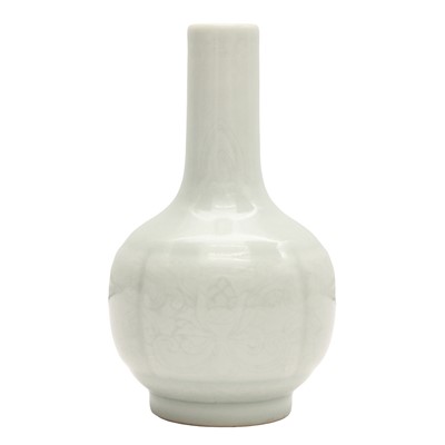 Lot 52 - A small Chinese monochrome white-glazed incised vase, Qing dynasty, Qianlong mark and period