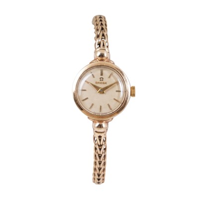 Lot 161 - Ladies' Omega Bracelet Watch