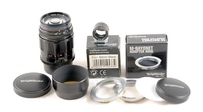 Lot 353 - Voigtlander 90mm Apo Lanthar, L39 Screw Mount.