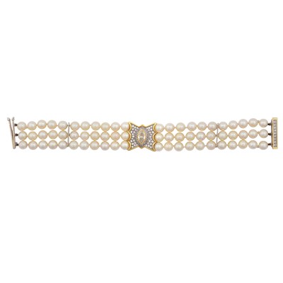 Lot 81 - Theo Fennell Ι A diamond and cultured pearl three-row bracelet