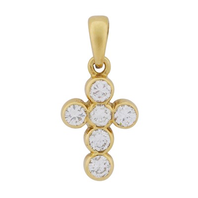 Lot 183 - A diamond cross pendant