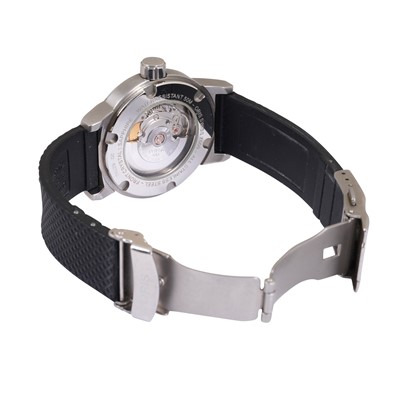 Lot 62 - Men's Oris 'BC3' Wristwatch